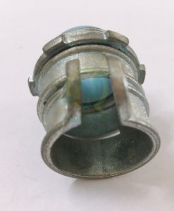 Đầu nối ống ruột gà vào box dạng kẹp