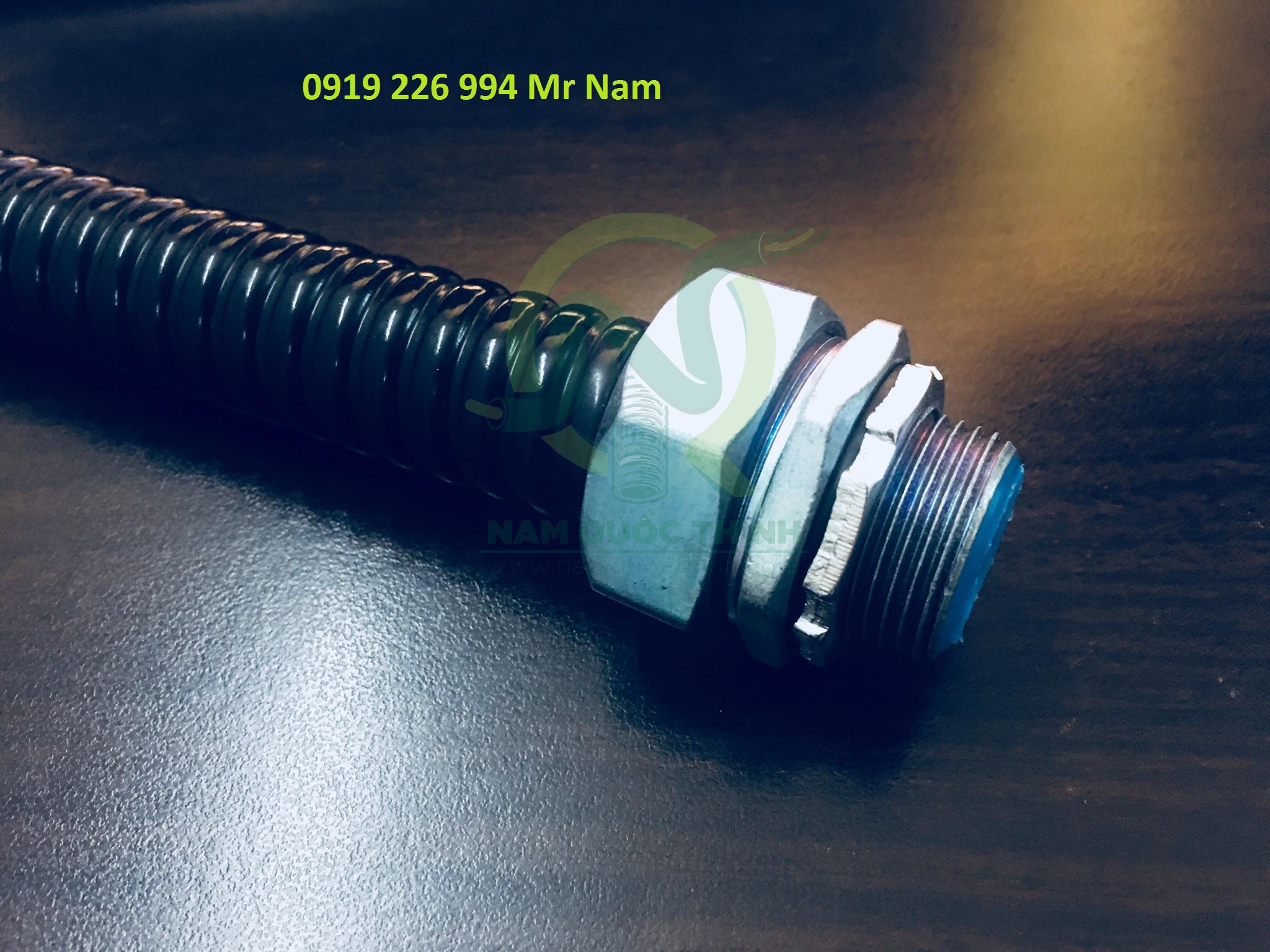 ống ruột gà thép
