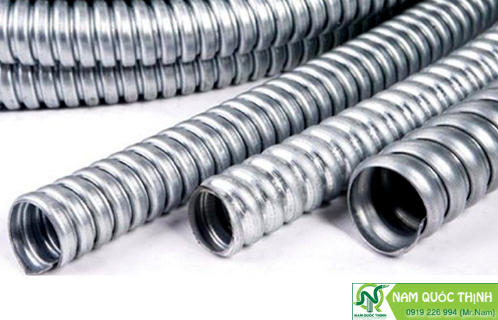 Ống ruột gà lõi thép